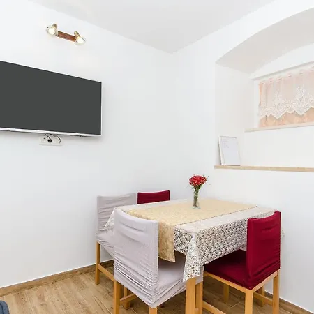 Ane Apartmán *