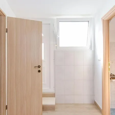 Ane Apartmán *